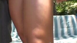 Wild blonde gets cum on her feet - porn video