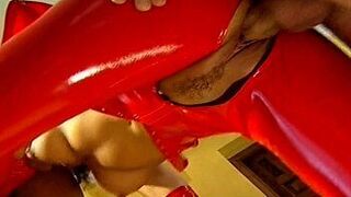 Latex bitch - porn video