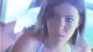 Sexy girl on cam - porn video